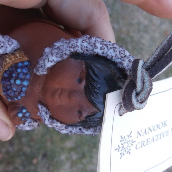 handcrafted Eskimo Bell blueberries - Picture 14 of 15